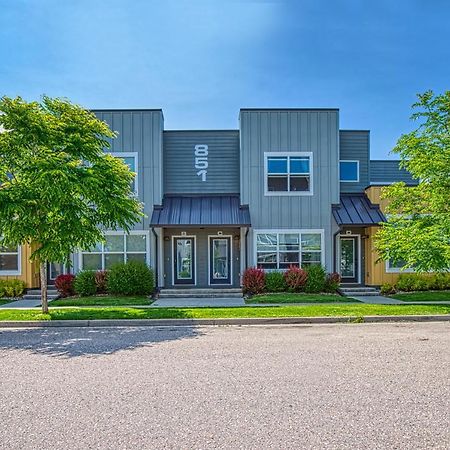 Modern Townhome Near Old Town, Breweries, & River! Fort Collins Exterior photo